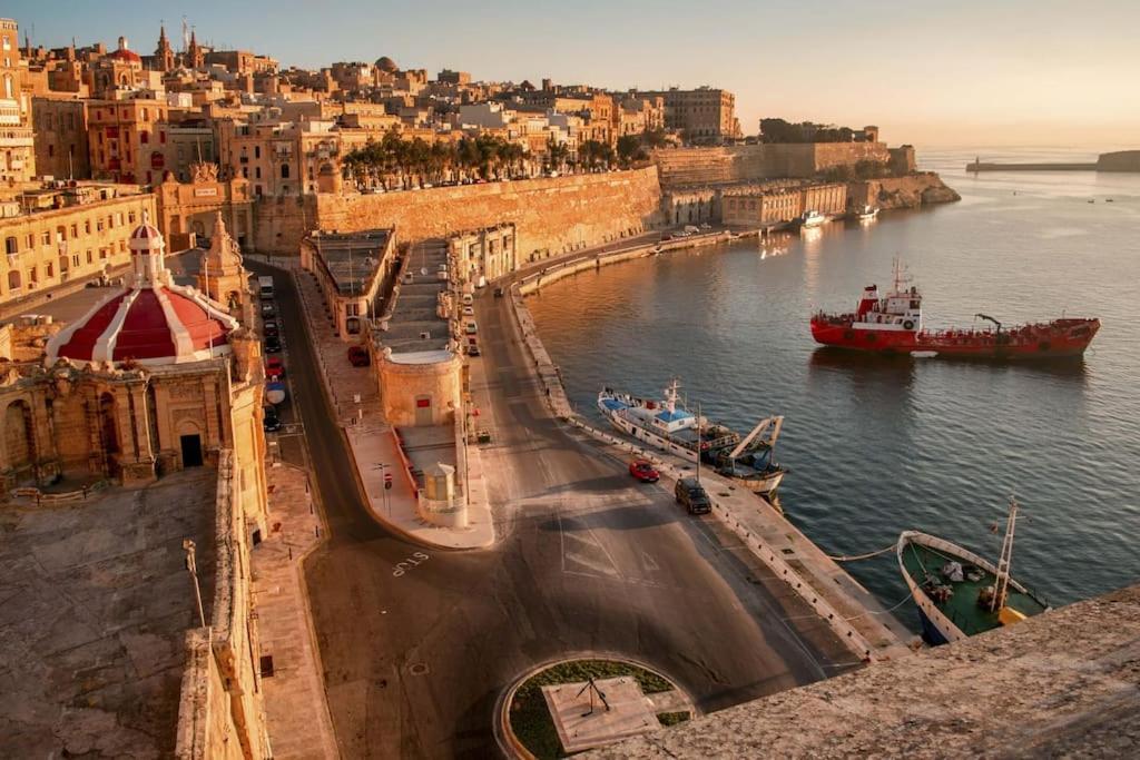 Valletta Apartment With Harbour Veiw Exterior photo